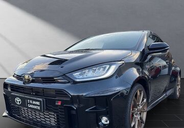 Toyota Yaris 7.990 km 41.490 &euro; Wesel 46485