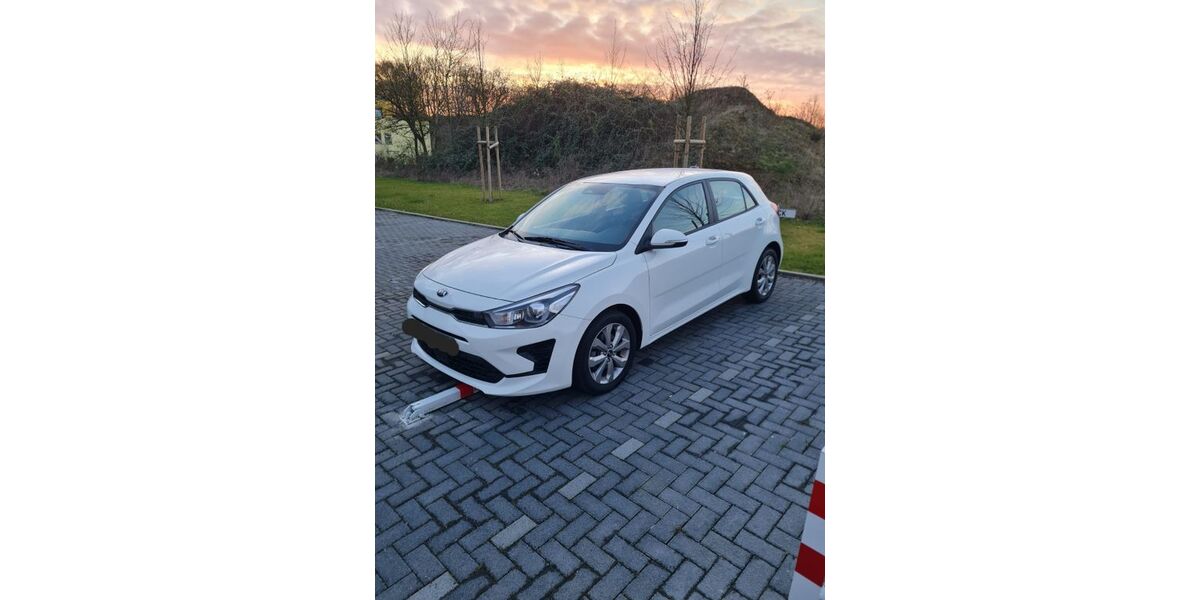 Kia Rio 79.000 km 11.499 &euro; Wuelfrath 42489