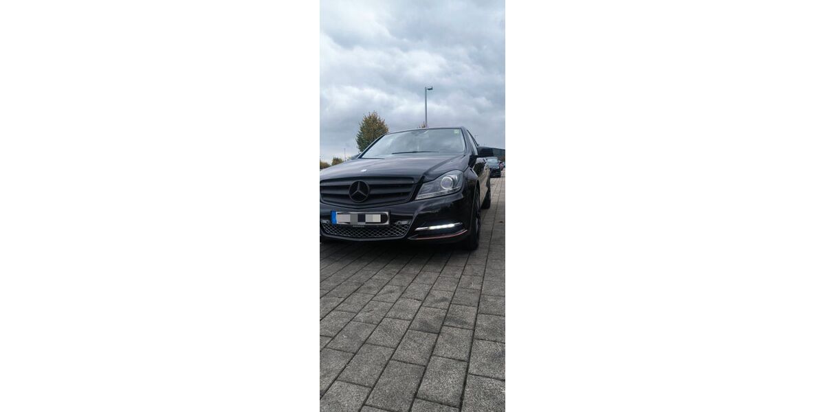 Mercedes-Benz C 220 240.000 km 9.200 &euro; Bottrop 46242