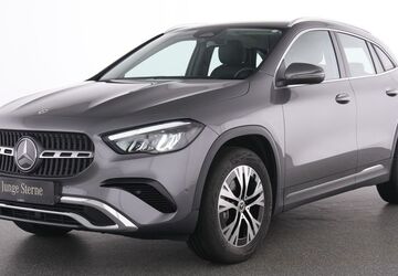 Mercedes-Benz GLA 180 8.679 km 35.735 &euro; Essen 45309