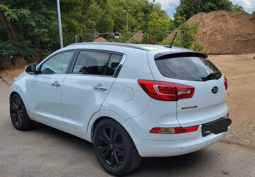 Kia Sportage 150.000 km 7.200 &euro; Duisburg 47198