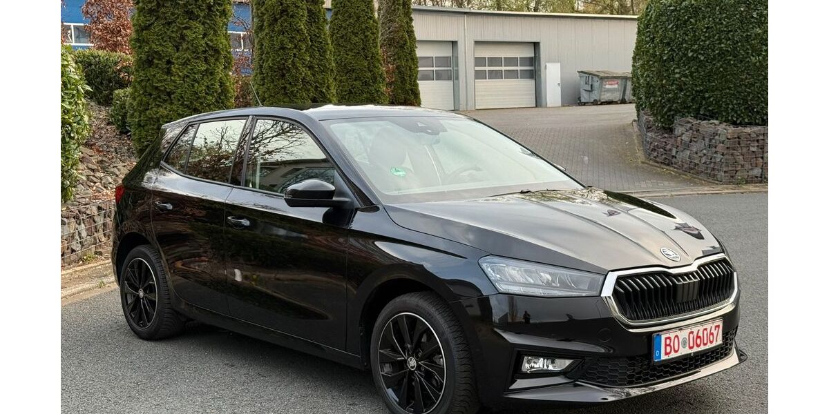 Skoda Fabia 9.307 km 17.900 &euro; Bochum OT Innenstadt 44809