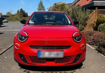 Fiat 600e 27.000 km 23.990 &euro; Dorsten 46282