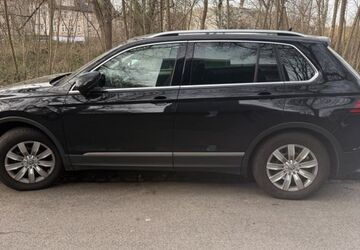 VW Tiguan 115.000 km 18.000 &euro; Duisburg 47167