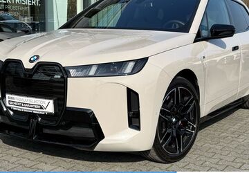 BMW iX 26.684 km 91.930 &euro; Mülheim 45472