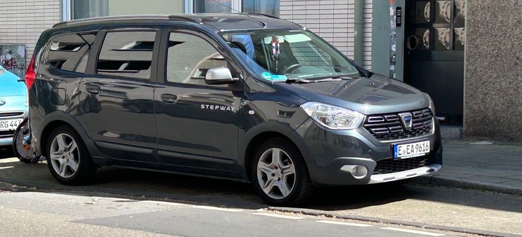 Dacia Lodgy 85.000 km 11.000 &euro; Essen 45355