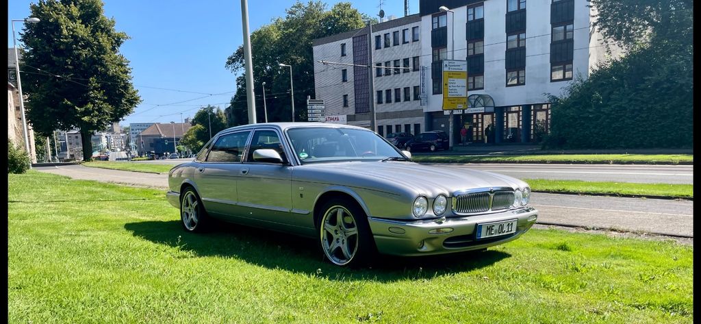 Jaguar XJ8 57.000 km 24.900 &euro; Ratingen 40885