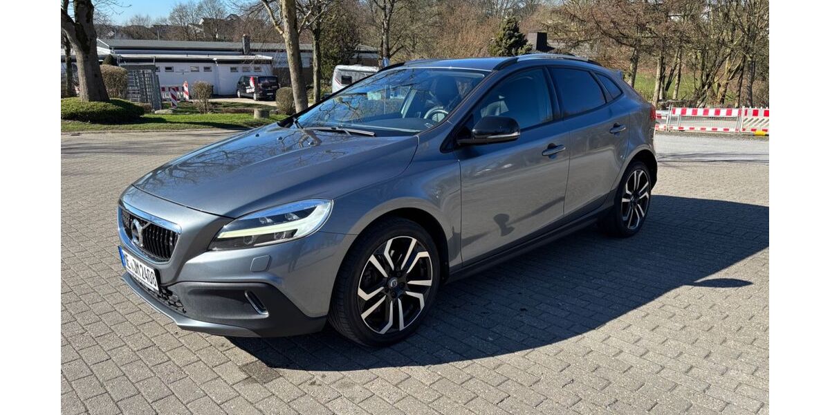 Volvo V40 Cross Country 169.246 km 13.699 &euro; Heiligenhaus 42579