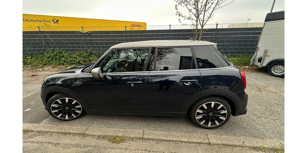 Mini Cooper 17.000 km 26.500 &euro; Essen 45279
