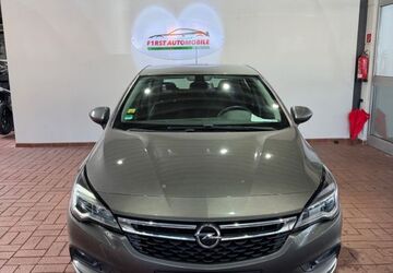 Opel Astra 126.000 km 8.499 &euro; Wülfrath 42489
