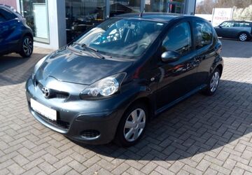 Toyota Aygo (X) 116.000 km 1.750 &euro; Ratingen 40882
