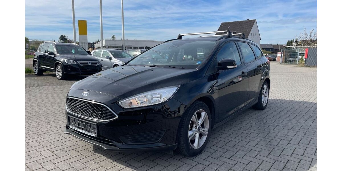 Ford Focus 68.000 km 8.490 &euro; Castrop-Rauxel 44579