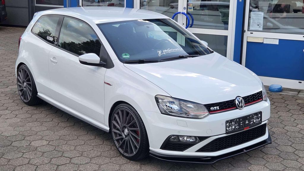 VW Polo 94.600 km 13.499 &euro; Raesfeld-Erle 46348