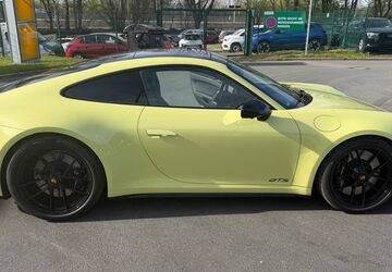 Porsche 992 6.500 km 176.490 &euro; Dinslaken 46537