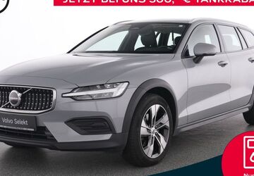Volvo V60 Cross Country 42.066 km 31.990 &euro; Essen-Kray 45309