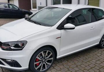 VW Polo 62.932 km 14.490 &euro; Essen 45355