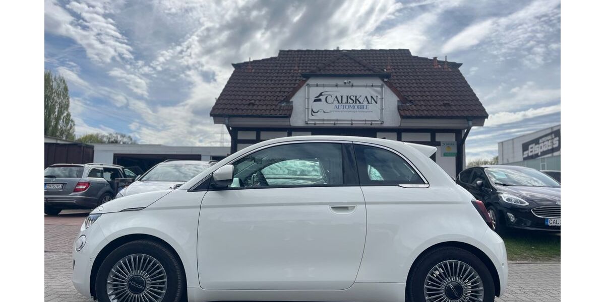 Fiat 500e 4.025 km 23.690 &euro; Dinslaken 46539