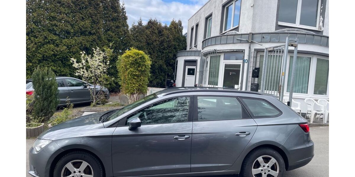 Seat Leon 152.000 km 6.390 &euro; Essen 45326