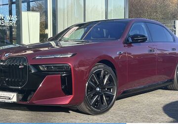 BMW i7 1.247 km 123.730 &euro; Mülheim 45472