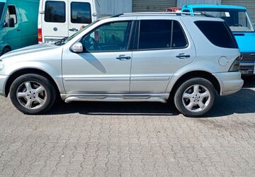 Mercedes-Benz ML 270 394.000 km 3.850 &euro; Essen 45127