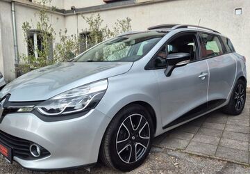 Renault Clio 89.000 km 8.995 &euro; Moers 47441