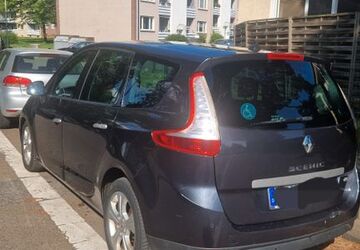 Renault Grand Scenic 215.230 km 2.400 &euro; Mülheim an der Ruhr 45472