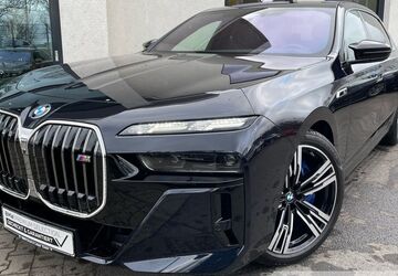 BMW i7 2.500 km 126.000 &euro; Essen 45134