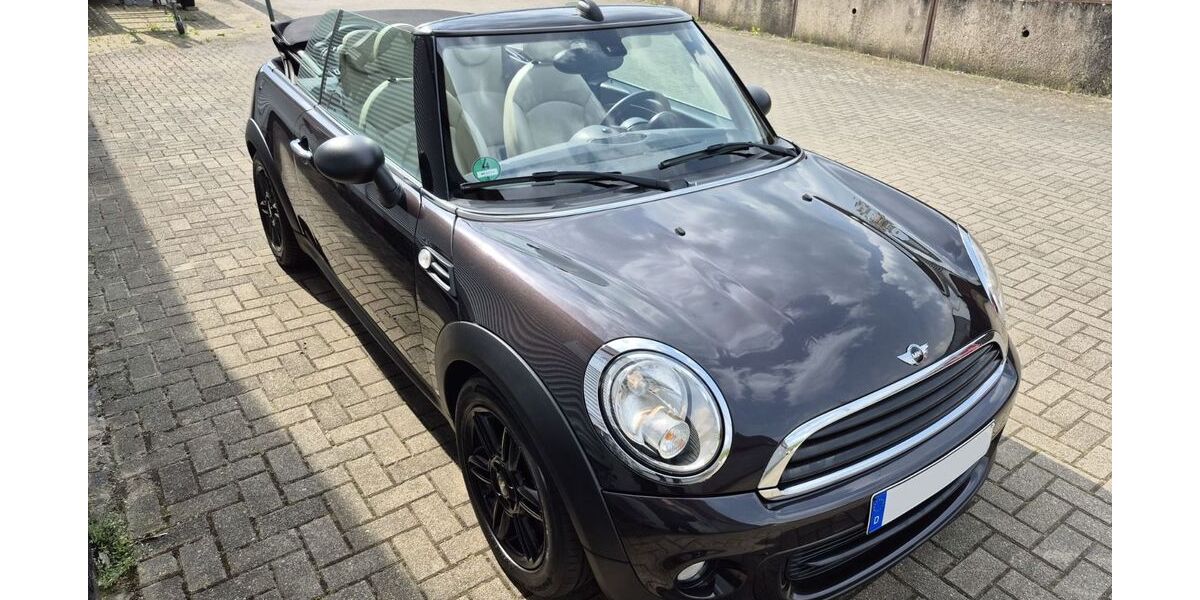 Mini One Cabrio 99.670 km 9.400 &euro; Velbert 42555