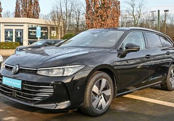 VW Passat Variant 19.830 km 37.850 &euro; Duisburg 47178