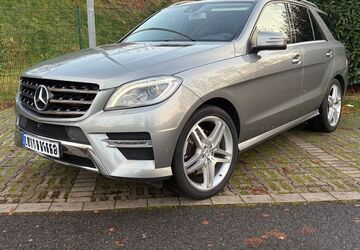 Mercedes-Benz ML 350 305.000 km 12.500 &euro; Bottrop 46240