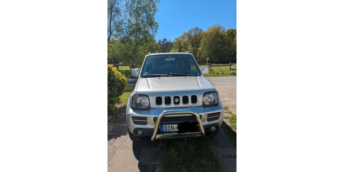 Suzuki Jimny 82.328 km 9.000 &euro; Dinslaken 46539