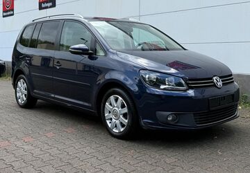 VW Touran 194.700 km 6.499 &euro; Bottrop 46236