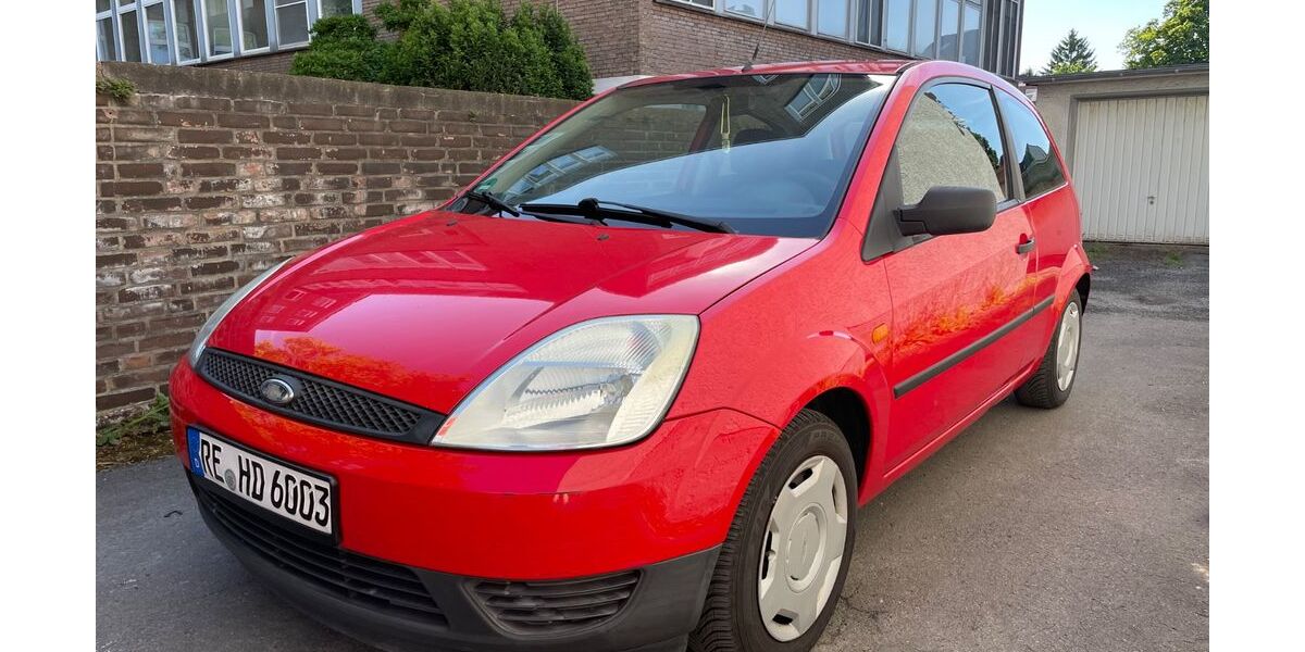Ford Fiesta 151.000 km 1.950 &euro; Recklinghausen 45661