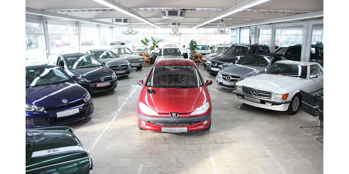 Peugeot 206 144.000 km 1.490 &euro; Essen 45356