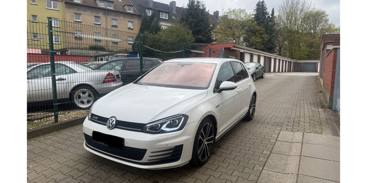 VW Golf 217.000 km 11.500 &euro; Essen 45143