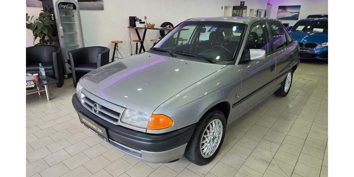 Opel Astra 108.811 km 4.390 &euro; Recklinghausen 45661