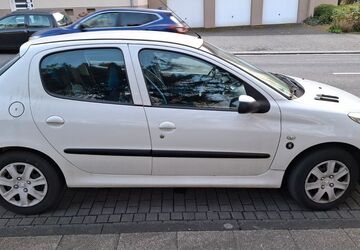 Peugeot 206 115.200 km 2.600 &euro; Essen 45355