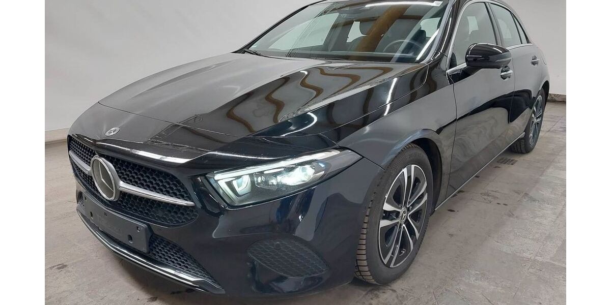 Mercedes-Benz A 200 108.000 km 26.990 &euro; Recklinghausen 45659