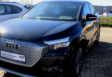 Audi Q4 50.600 km 29.950 &euro; Mülheim a.d.Ruhr 45472