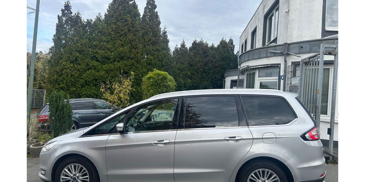 Ford Galaxy 145.000 km 12.700 &euro; Essen 45326