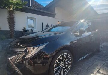 Toyota Corolla 40.800 km 20.999 &euro; Gelsenkirchen 45889