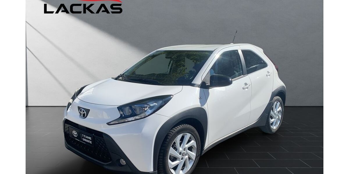 Toyota Aygo (X) 7.000 km 14.941 &euro; Duisburg 47055