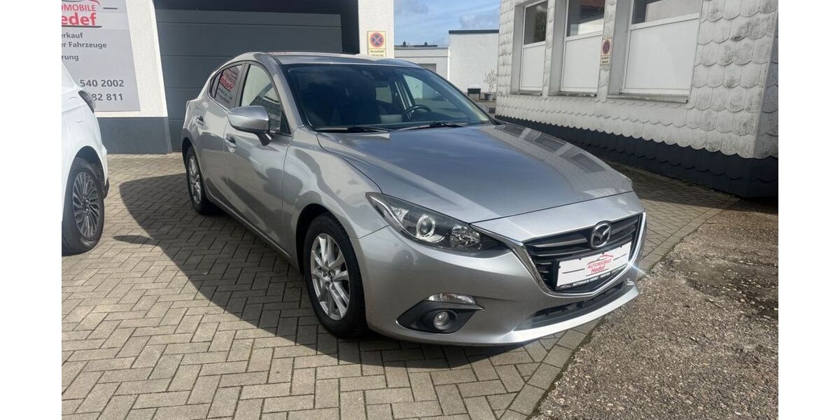 Mazda 3 120.098 km 8.990 &euro; Herten 45701