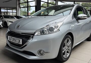 Peugeot 208 88.000 km 8.890 &euro; Bottrop 46236