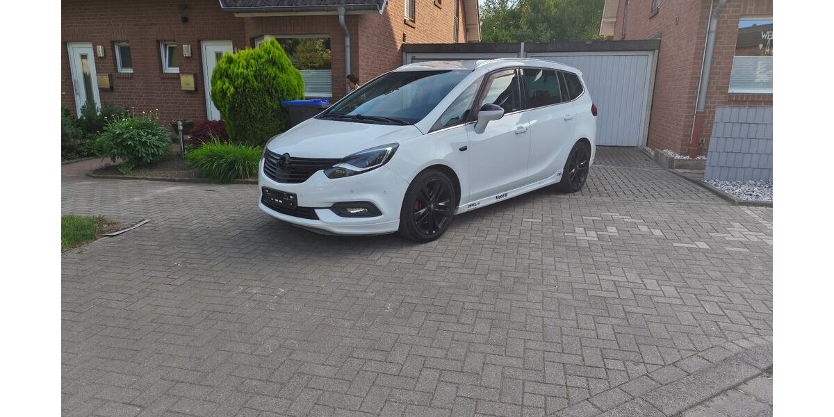 Opel Zafira Tourer 91.900 km 17.499 &euro; Bottrop 46240
