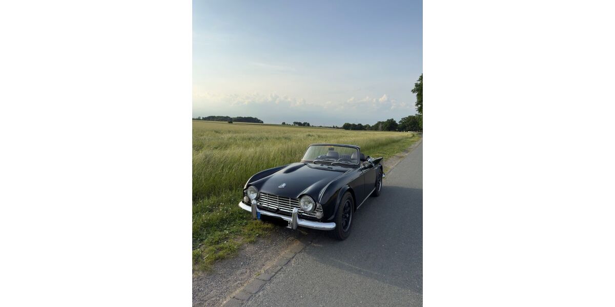 Triumph TR4 38.065 km 29.999 &euro; Dorsten 46282