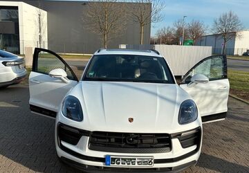 Porsche Macan 90.000 km 52.900 &euro; Bottrop 46244