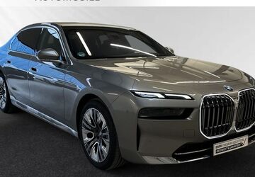 BMW 740 47.121 km 80.800 &euro; Wesel 46485