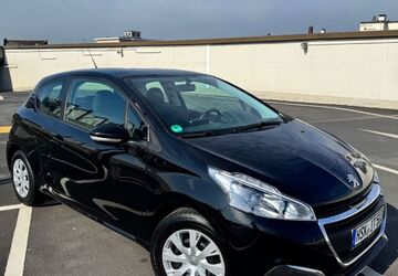 Peugeot 208 159.325 km 3.700 &euro; Recklinghausen 45657