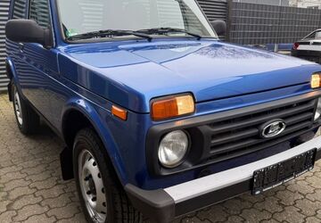 Lada Niva 4.500 km 14.890 &euro; Essen 45356
